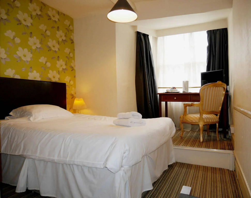 The Kings Arms Hotel