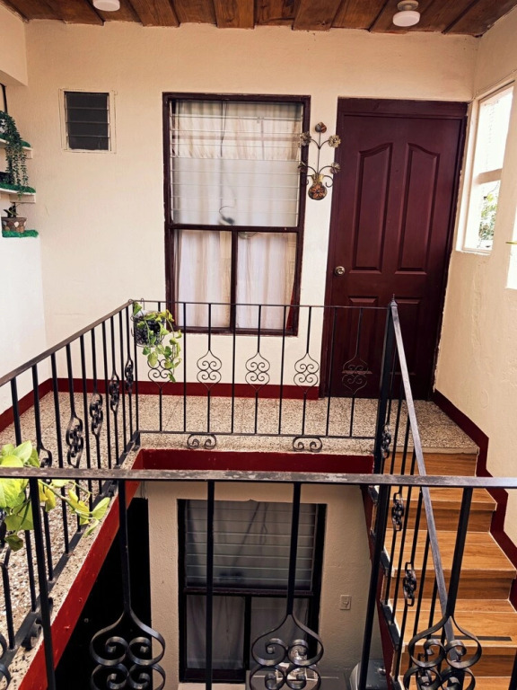 Emmanel house GT