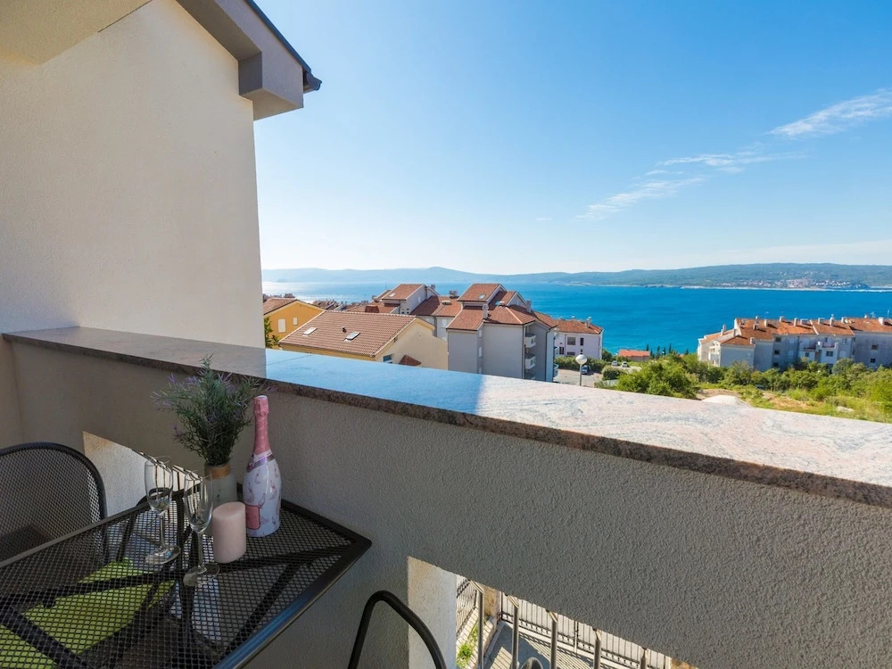 Apartments Livaya