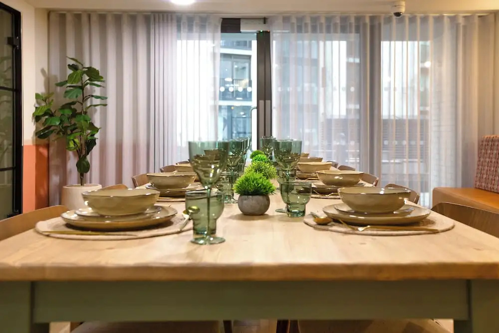 The Nest in Bristol With 2 Bedrooms and 2 Bathrooms