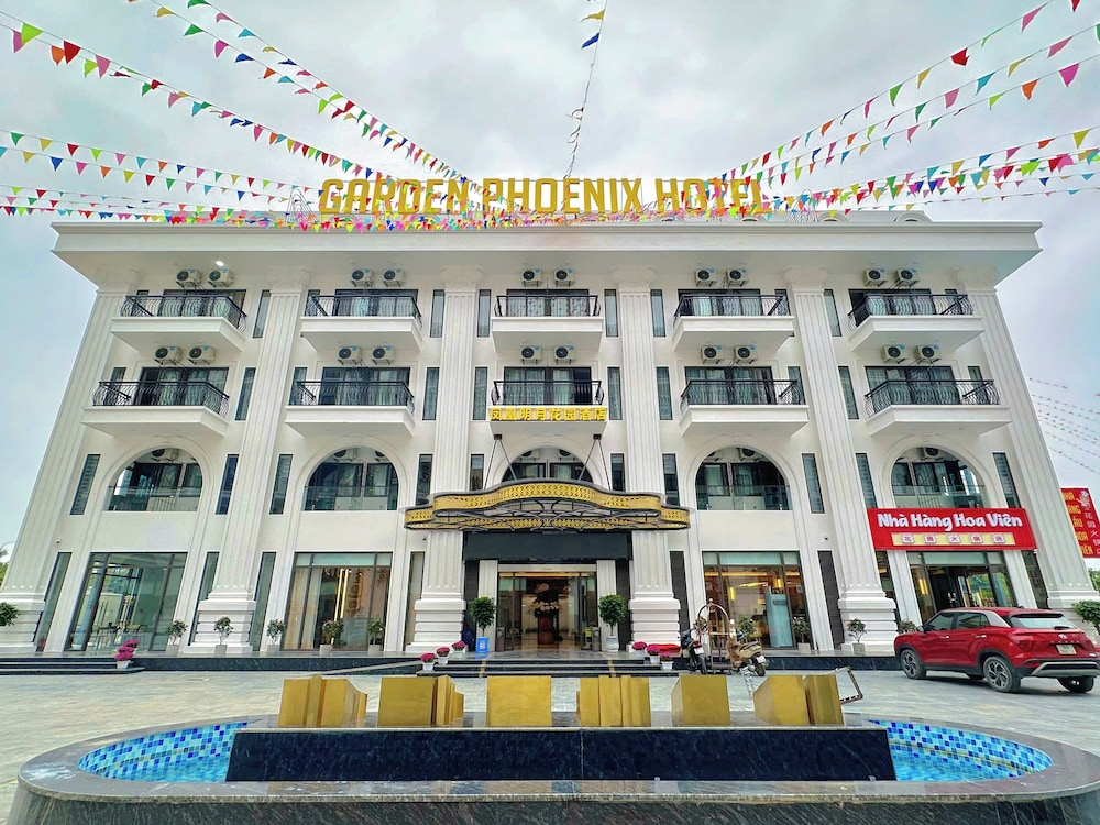 Garden Phoenix Hotel
