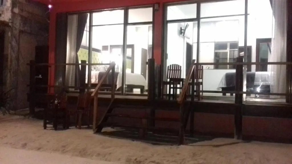 "CORAL INN" Habitacion frente al mar 1