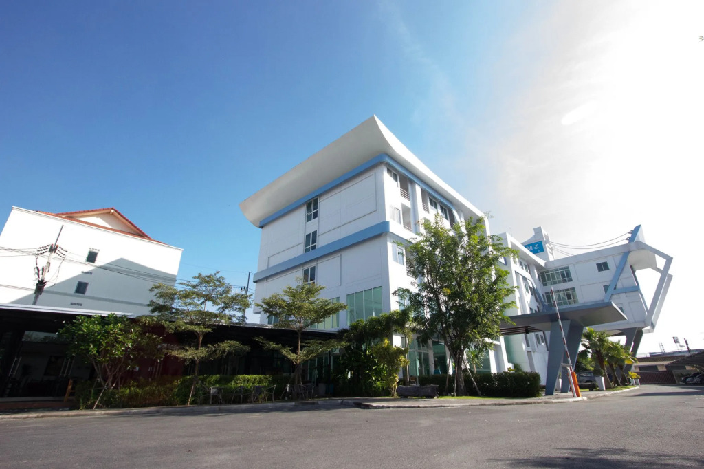 Primetime Hotel