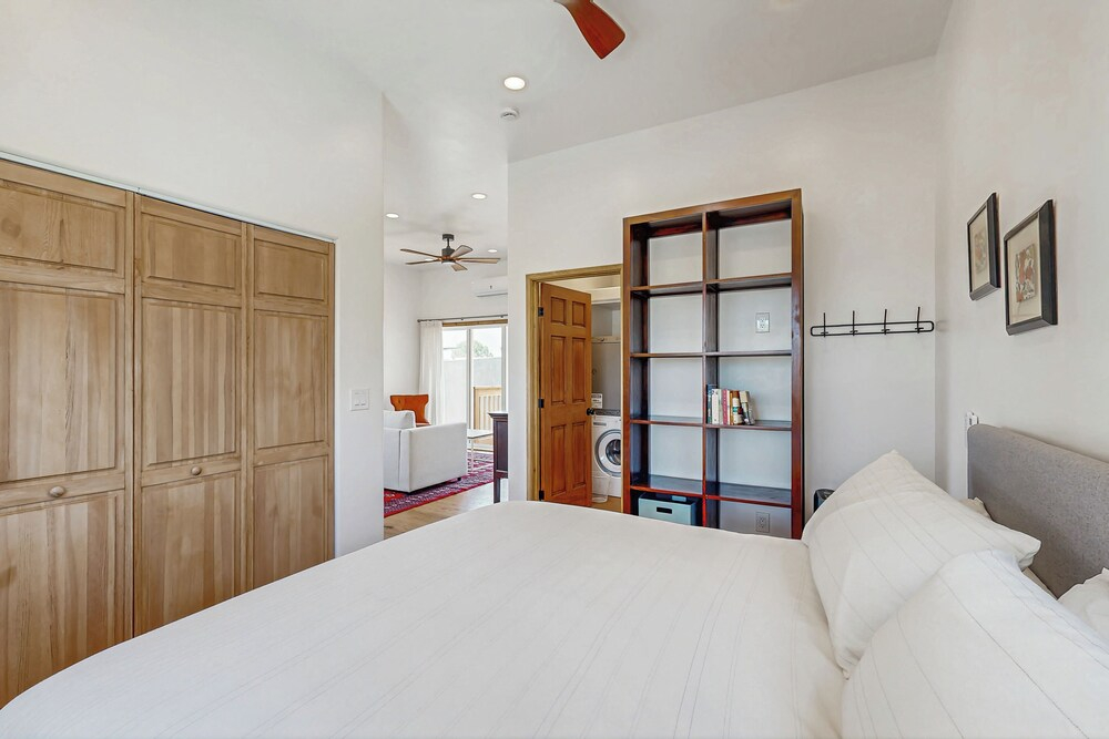 Walk to Torrey Pines Beach! 'beachwalk Bungalow'