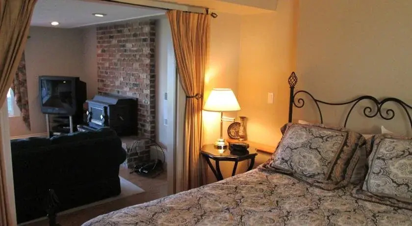 Royal Roads Oceanfront Vacation Rental