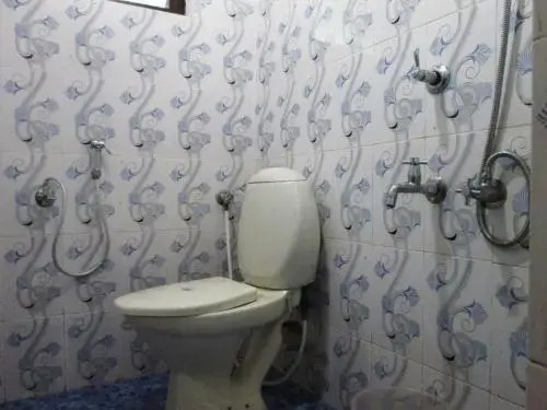 VALIYATH HOLIDAYS HOMESTAY