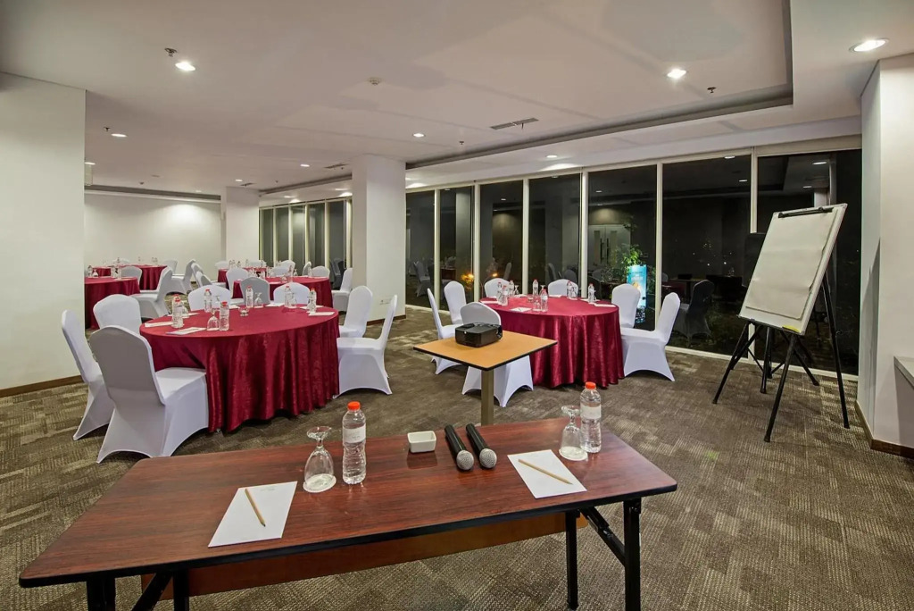 Whiz Prime Hotel Pajajaran Bogor