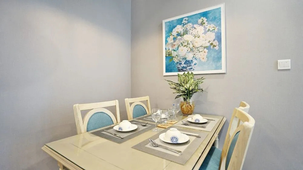 Rosy House Skylake