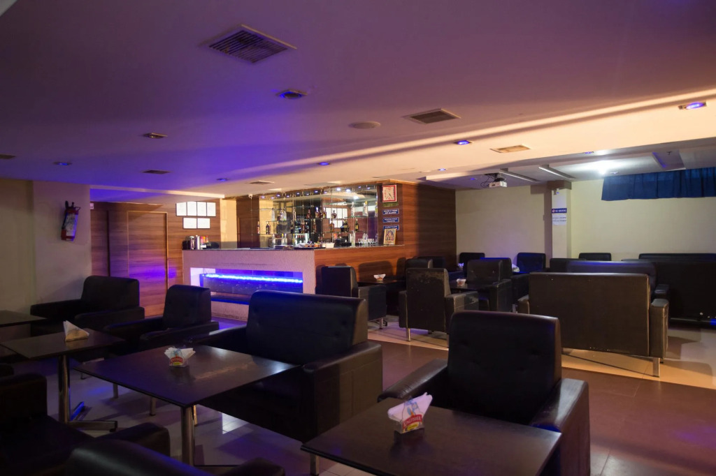 FabHotel Prime Mahalaya Residency