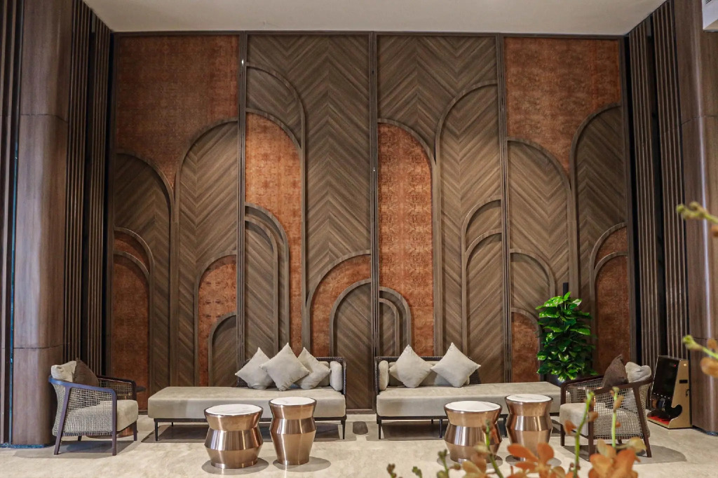 Muong Thanh Luxury Ha Long Centre Hotel