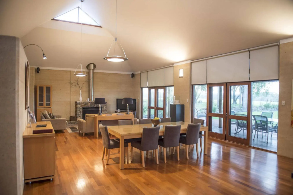 Forest Rise Chalets and Lodge