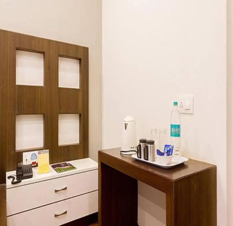 Treebo Sholas Residency