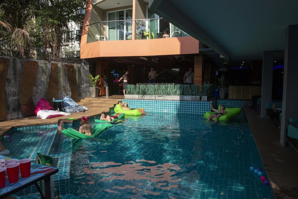 Mad Monkey Phuket