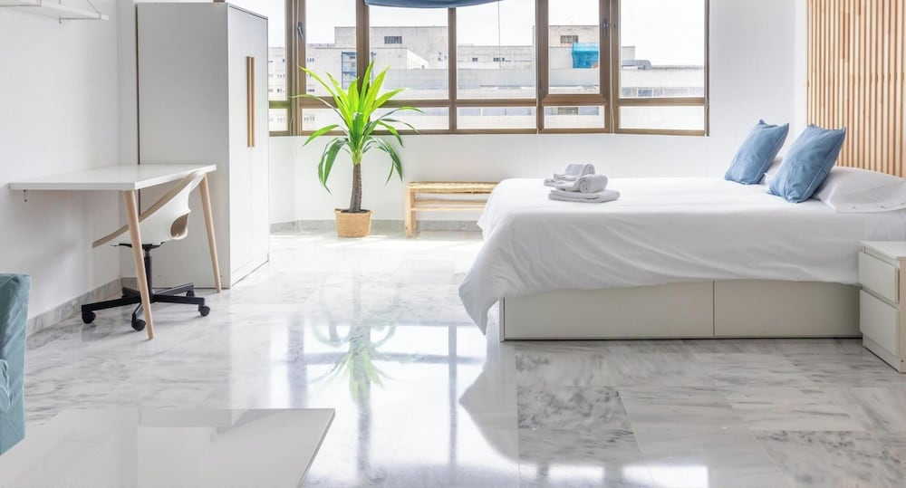 Loft Victoria Beach Free Parking by C diz Time