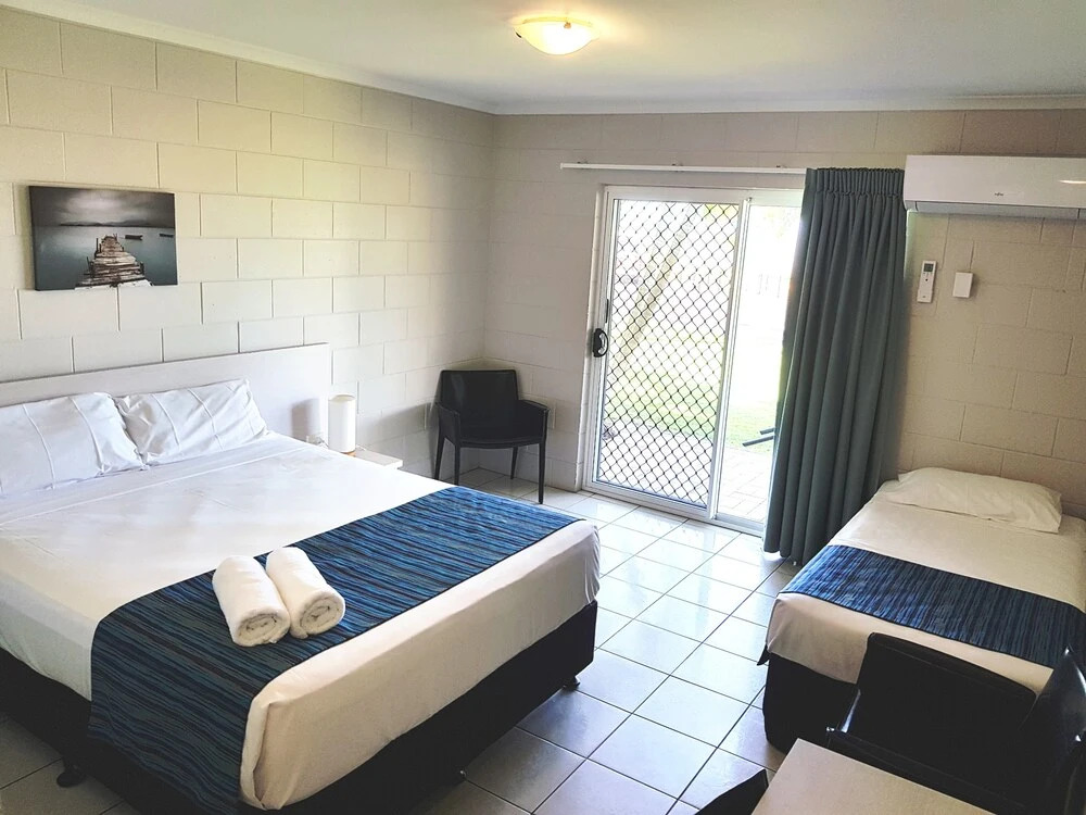Cardwell Beachcomber Motel & Tourist Park