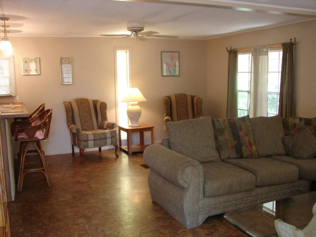 Siesta Motel
