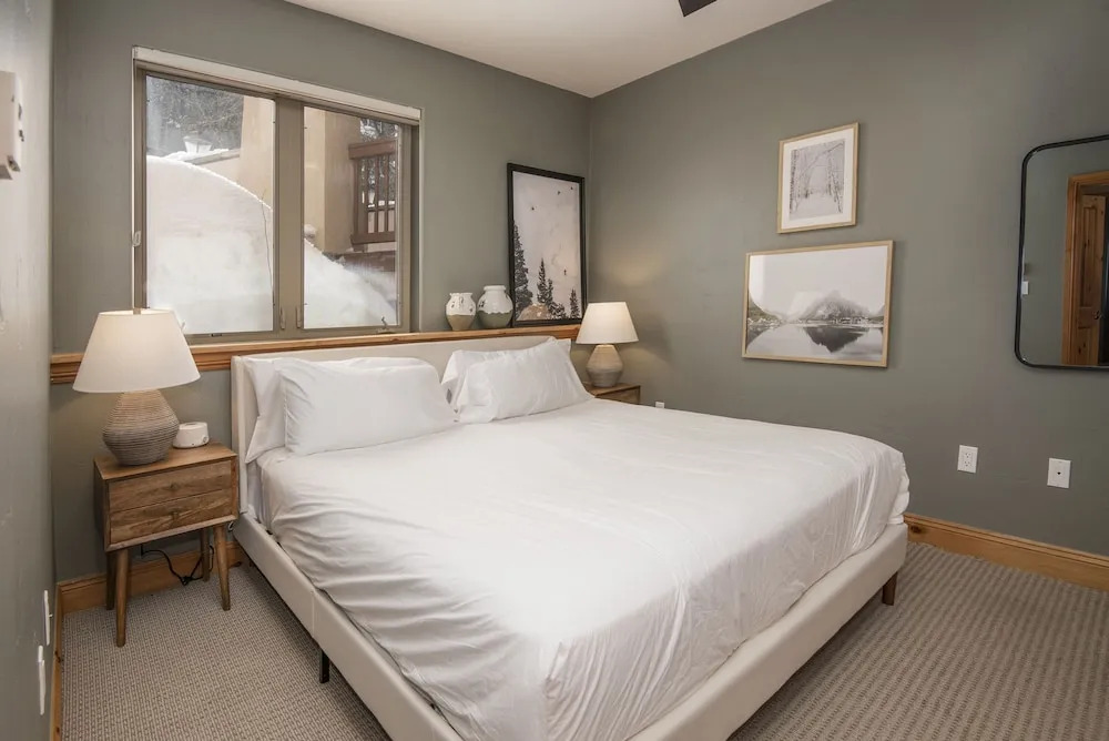 Timberfalls 1902 2 Bedroom Condo by RedAwning