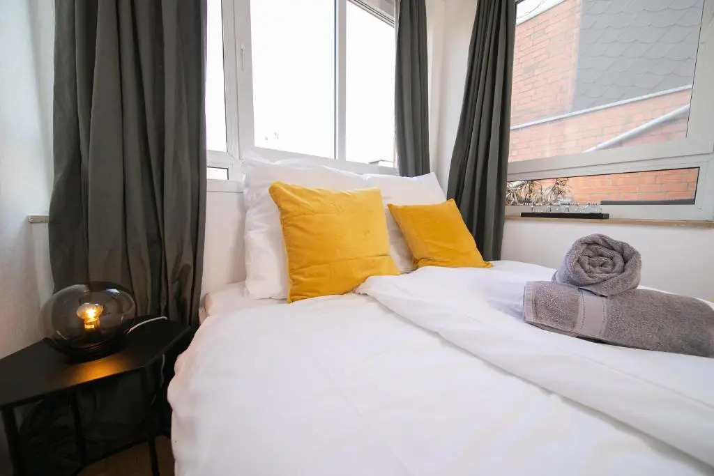 Studio Shiny - Zentral mit Balkon - Messe - Küche