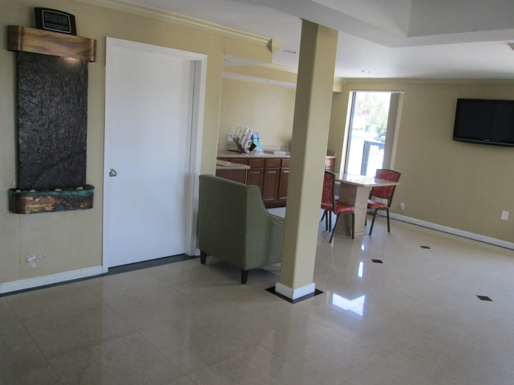 Regency Inn Near Boardwalk & Hurlburt Field