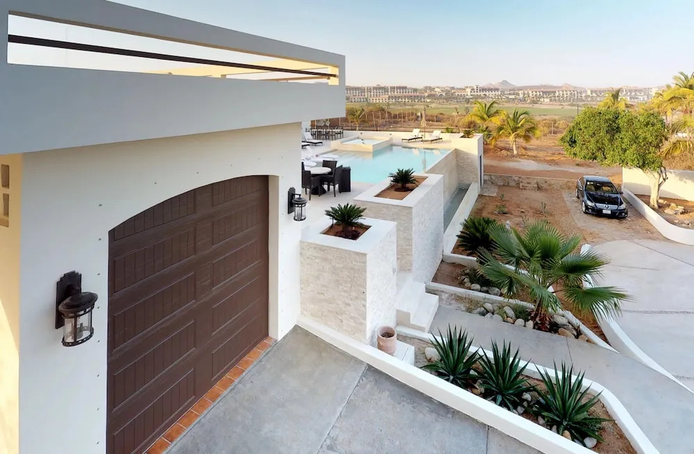 Lighthouse and Ocean Views at Villa Playamar