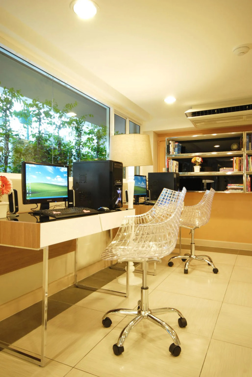 Bangkok Loft Inn