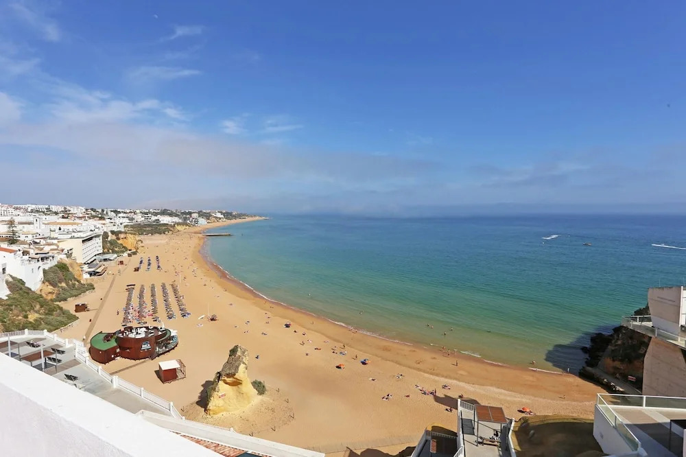V 05 - Apartment 5 in Seacliff Albufeira