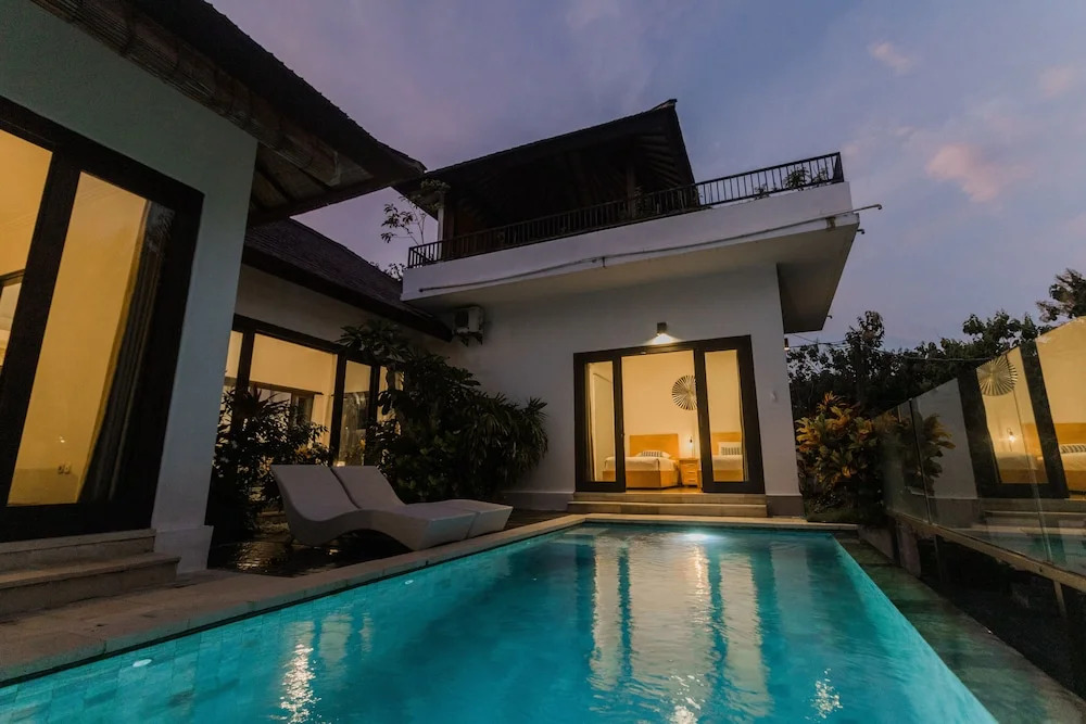 Villa Jade by Maheswara