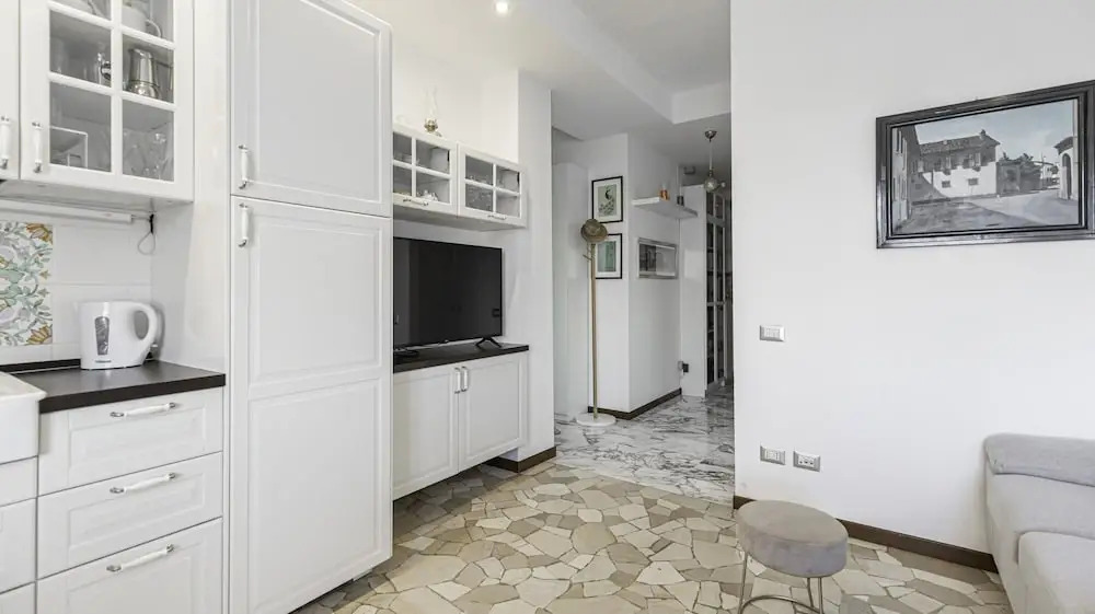 Padova 115 in Milan With 1 Bedrooms and 1 Bathrooms