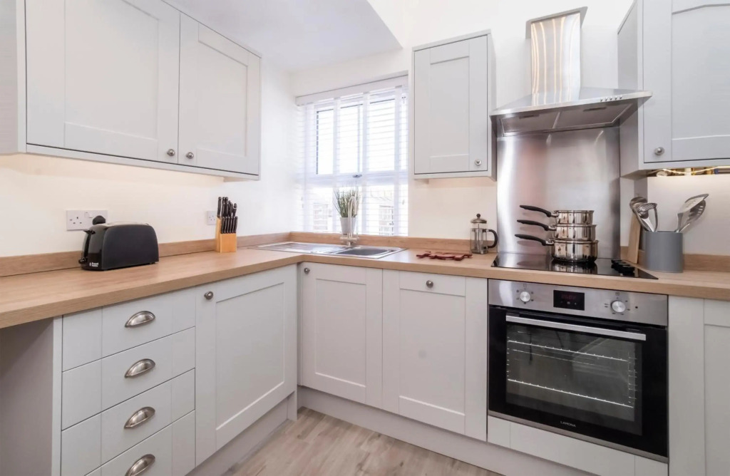 Livingstone street Apartments with Free Parking