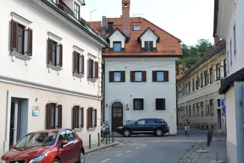 Tour As Apartment Zabjak