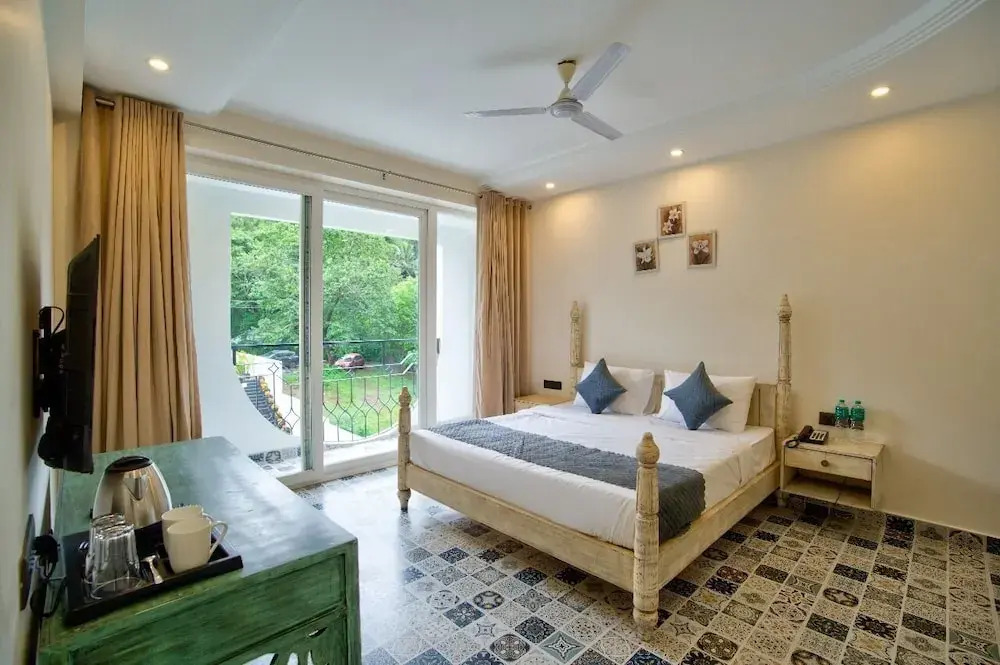 Goa Courtyard by the porto Arpora