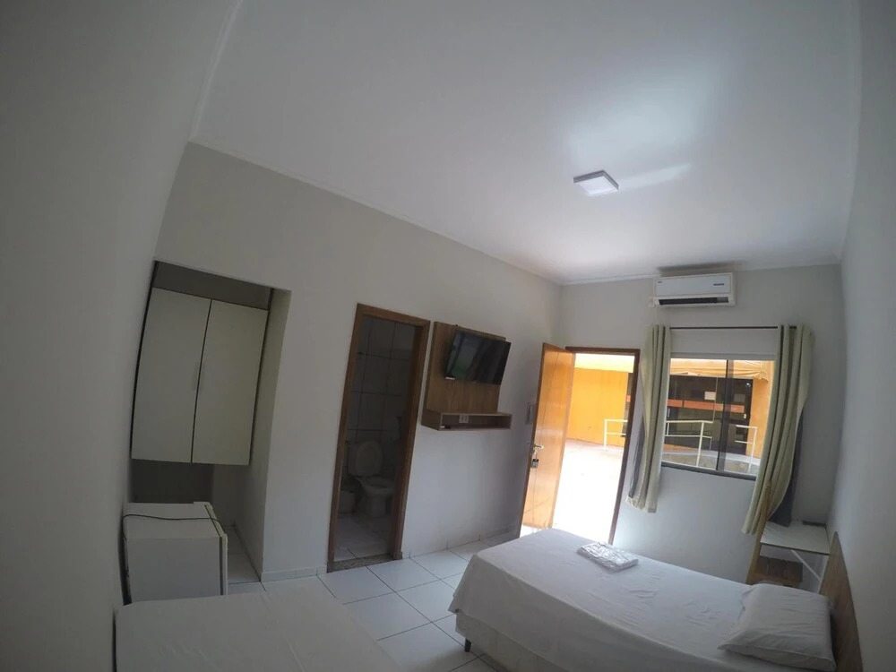 Hotel 2 Irmãos