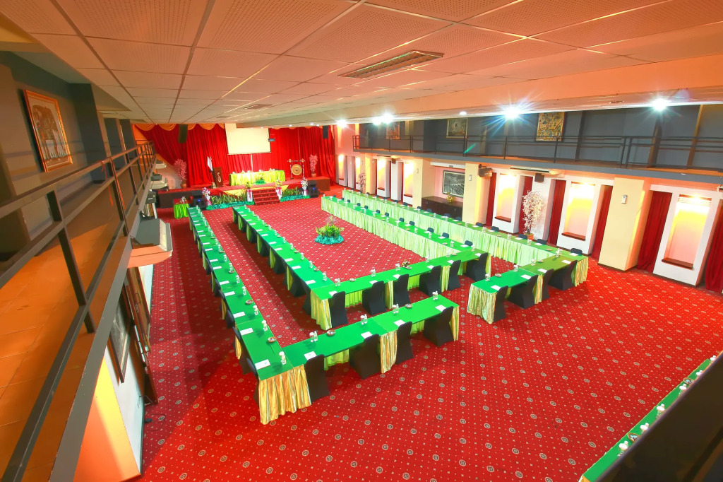 Grand Santhi Hotel