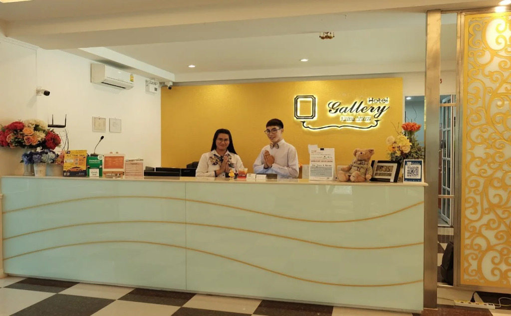 Gallery Lake View Hotel