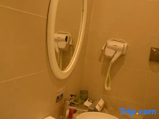 Bi Feng Xia Hotel