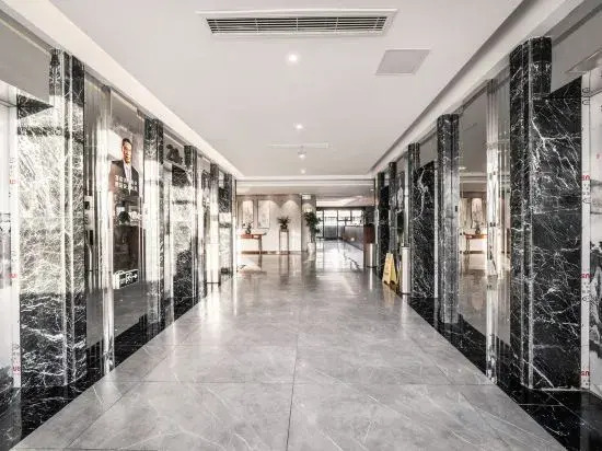 The Yi hotel
