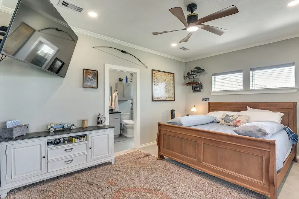 Walk to Sea Isle Beach: Updated Group Getaway!
