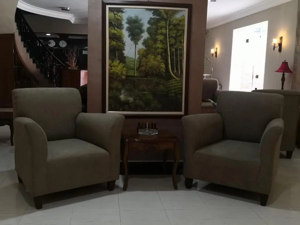 Orient House Hotel Suites & Apartments