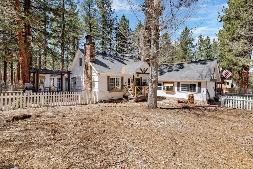 2137-summers Past Cottage 2 Bedroom Home by Redawning