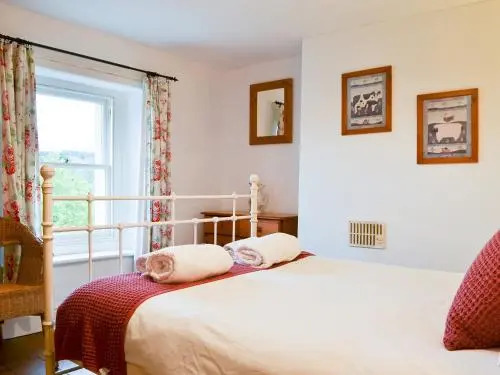 Greenside Cottage