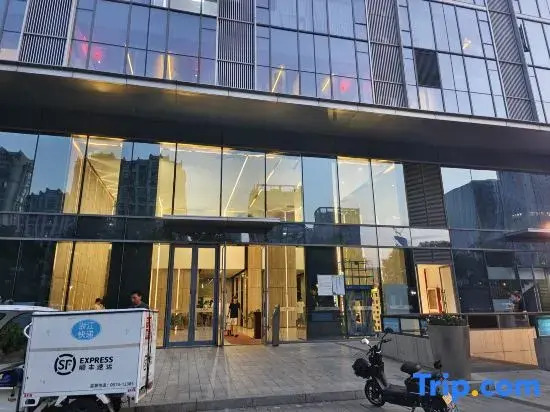 Weilv Apartment (Romon Universal City Yintai)