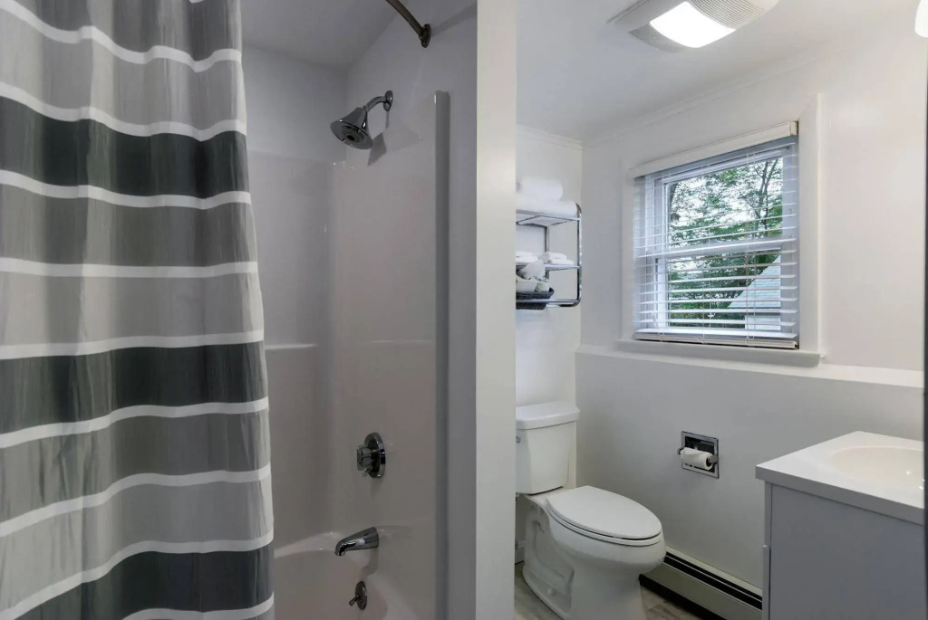 Kittery Inn & Suites