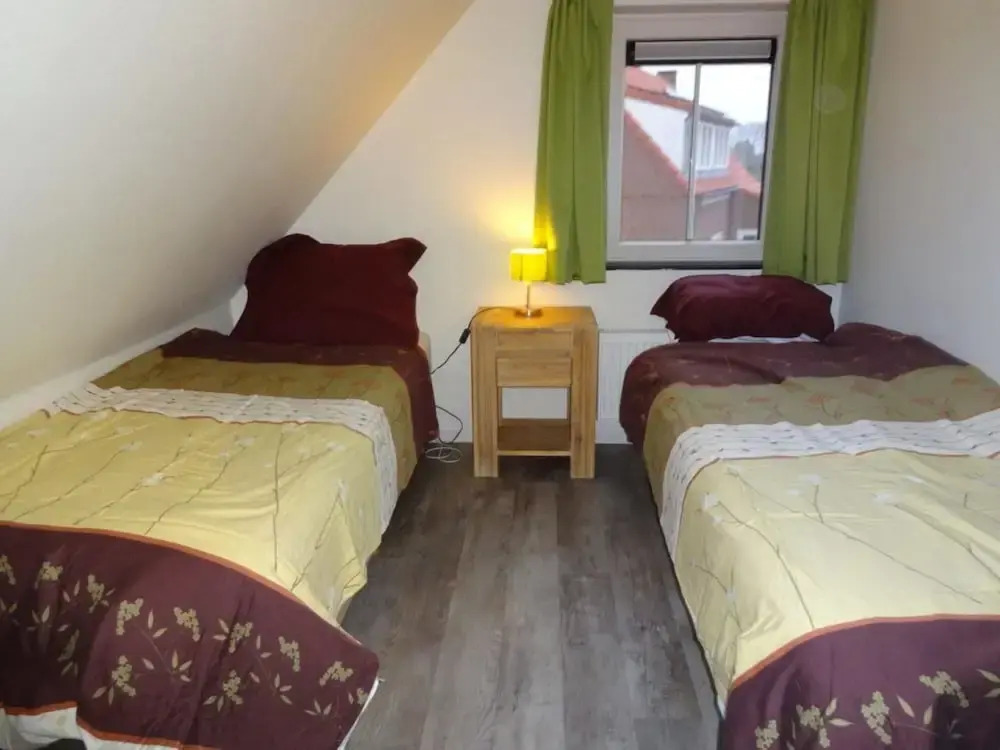House in Netherlands for 8 With Modern Comfort