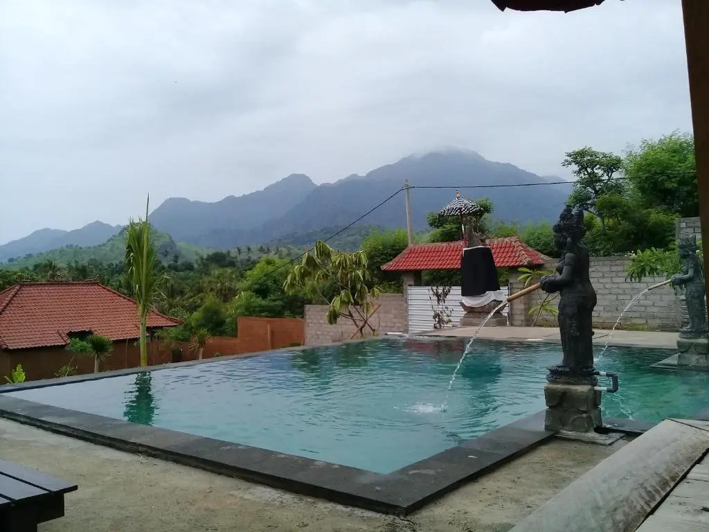 Eliska Sari Bungalows Sumberkima