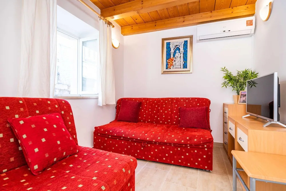 Apartment Ribambit