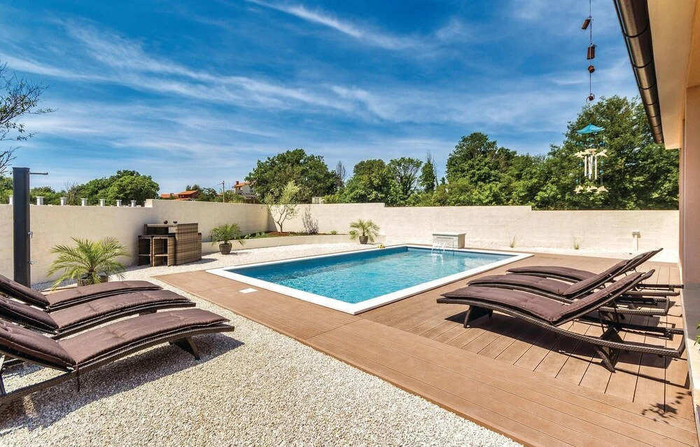 Luxurious Home In Pula