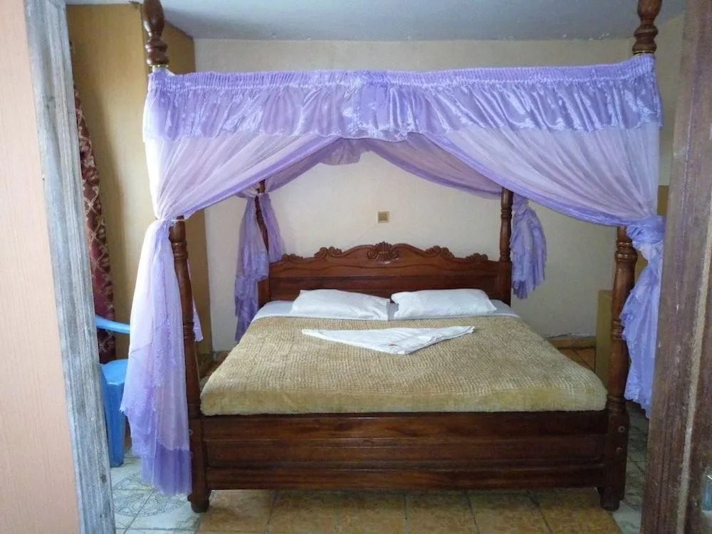 Pristine Paradise Hotel