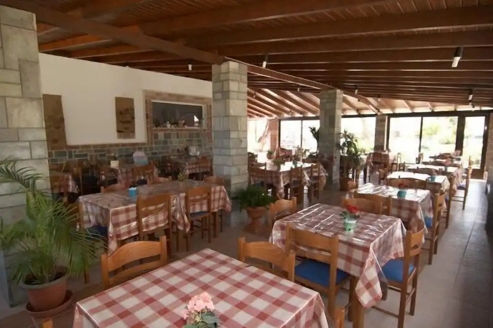 Ionikos Hotel