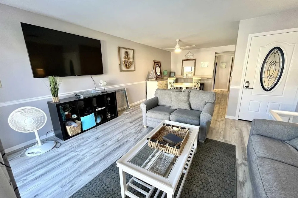 Gulfside Townhome 13 2 Bedroom Townhouse by RedAwning