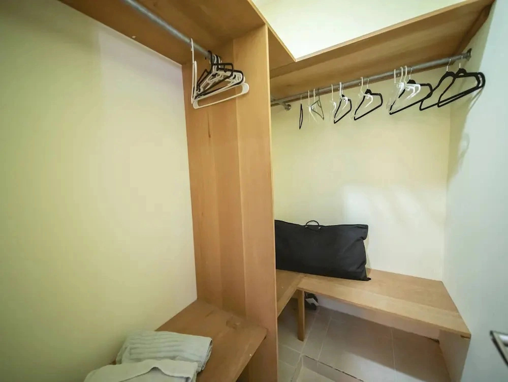 Casa de Compai Unit 8 AC, Wifi & Full Kitchen